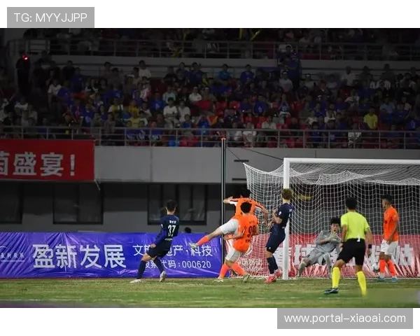 赣超联赛决赛吸引四万观众 刘建宏赞比赛氛围火热